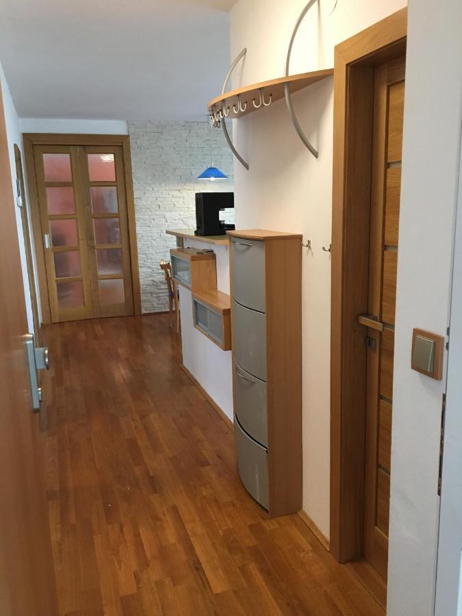 Apartment Tekelova 95M2 เปรเชา ภายนอก รูปภาพ